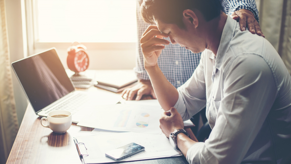 7 Mistakes People Make With Financial Compliance 2